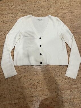American Eagle White Ribbed V-Neck Button Cardigan Sweater